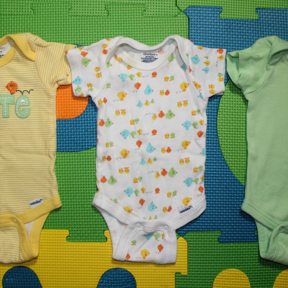 3-Pack Neutral Onesies® Brand Short SleeveBodySuit